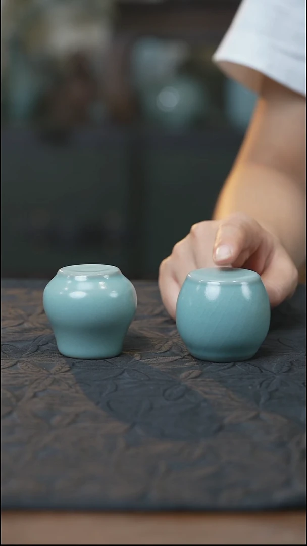 汝瓷 （拾汝）（天青）盖置二选一
