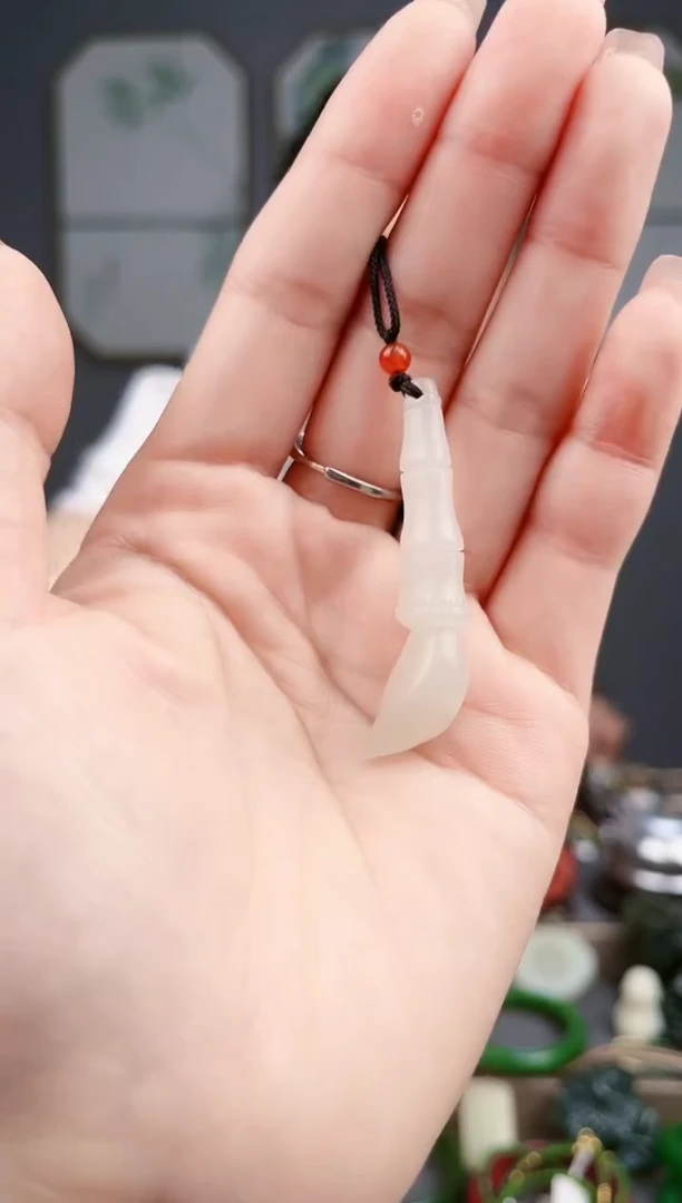 【闪购商品】和田玉颈饰未镶嵌多样性发货拍一单发一个