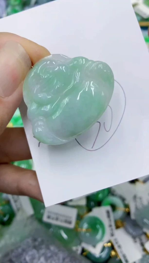 翡翠未镶嵌颈饰1111111111