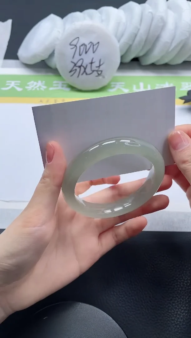 【闪购商品】石英质玉手镯未镶嵌A81-58+