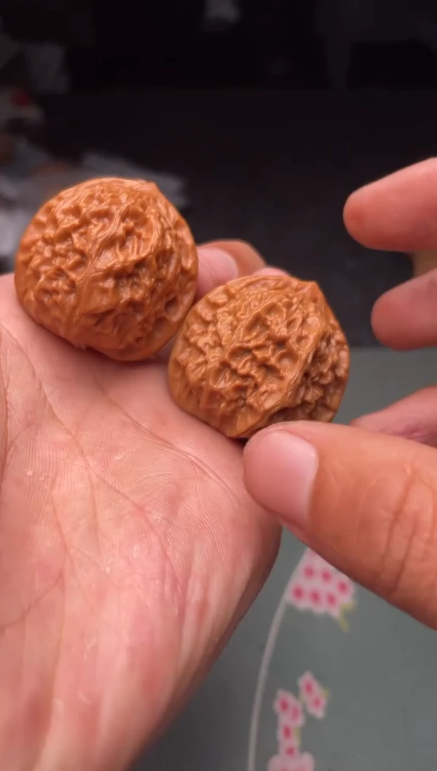 把件文玩核桃a334   瓷娃娃   35尺