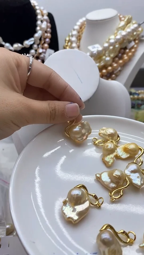 【闪购商品】淡水珍珠颈饰钛钢65