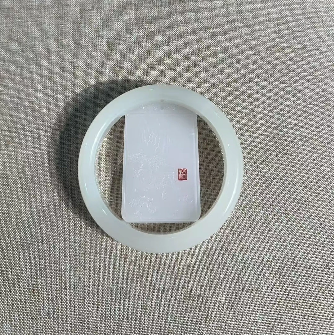 {闪购商品}策和田玉摆件三