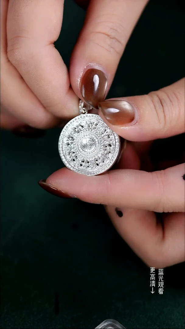 珐琅足银八宝罗盘吊坠