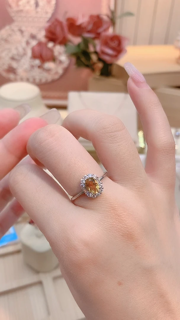 银S925镶嵌戒指黄晶豆蔻