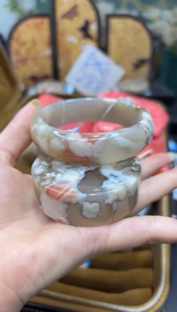 未镶嵌手镯石英质玉C103(60圈赠送镯心)