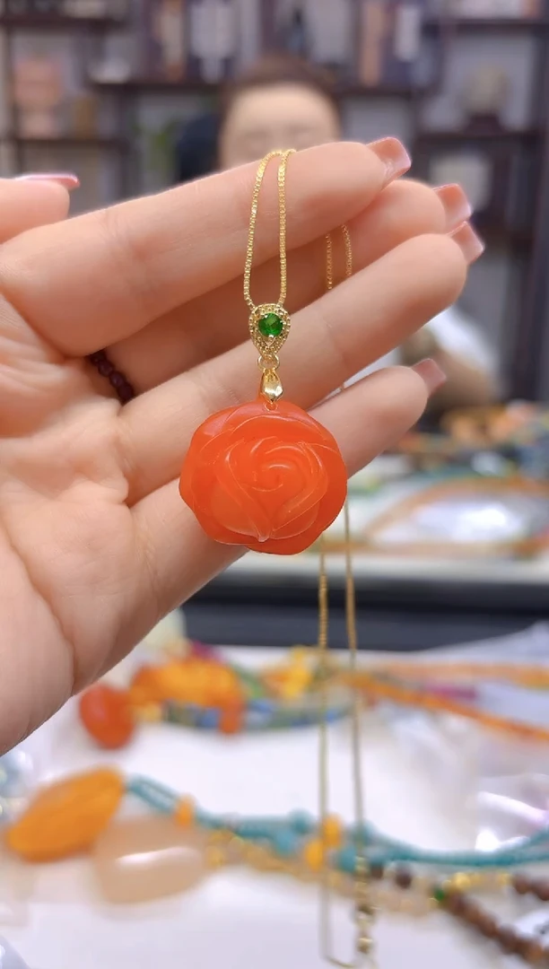 【闪购商品】蜜蜡吊坠(赠链)银S925镀金镶嵌D12