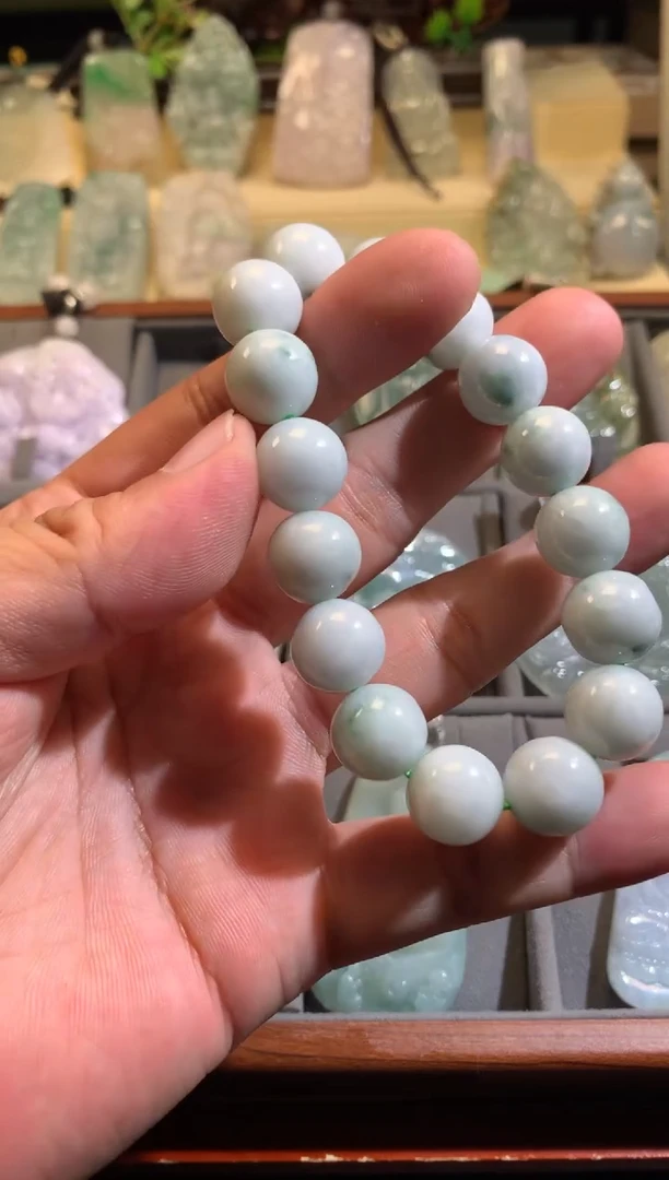 翡翠未镶嵌颈饰6/10/494