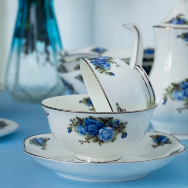 HANDAN蓝色浪漫花系列陶瓷餐具