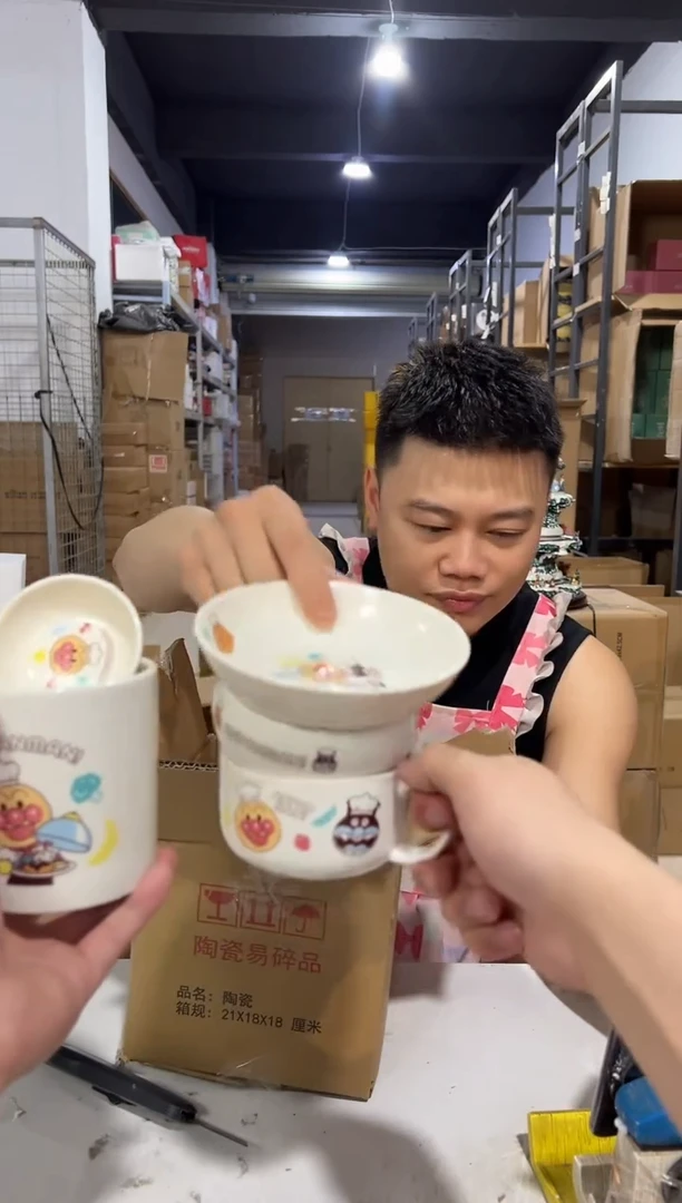 瓷片面包超人6件套 陶瓷