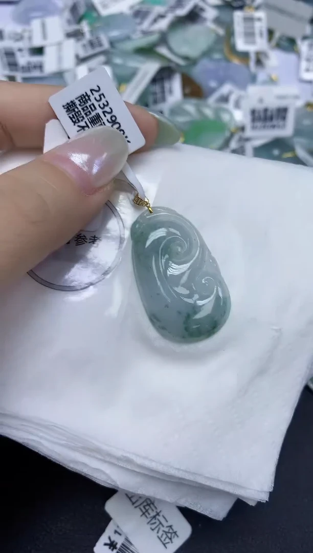 翡翠18K金镶嵌颈饰天然缅甸翡翠A货百元以上9元证书费自理