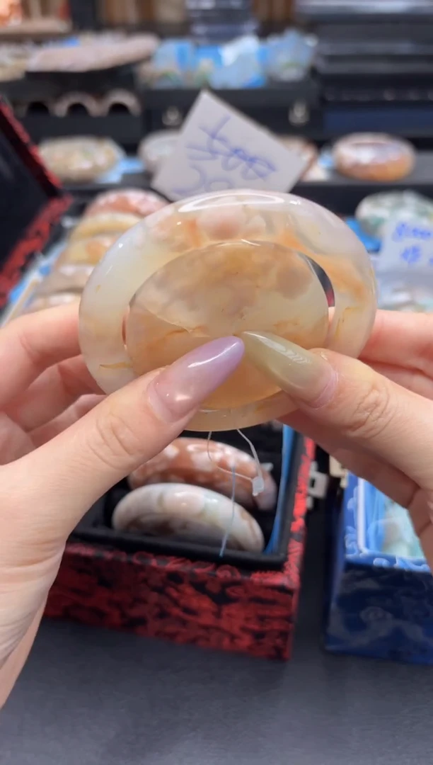 未镶嵌手镯石英质玉C439(63圈赠送镯心)