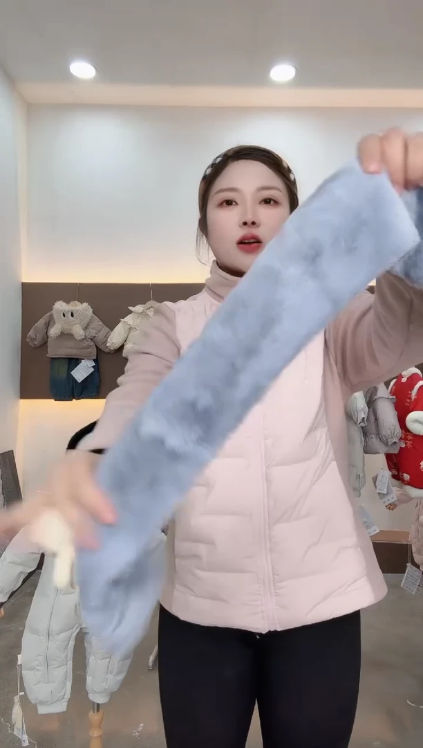 兔毛围脖哈哈啊哈哈哈灰色