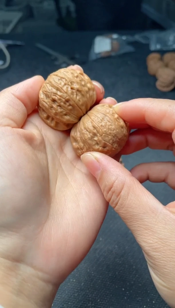 把件文玩核桃w71  铁锤 39尺