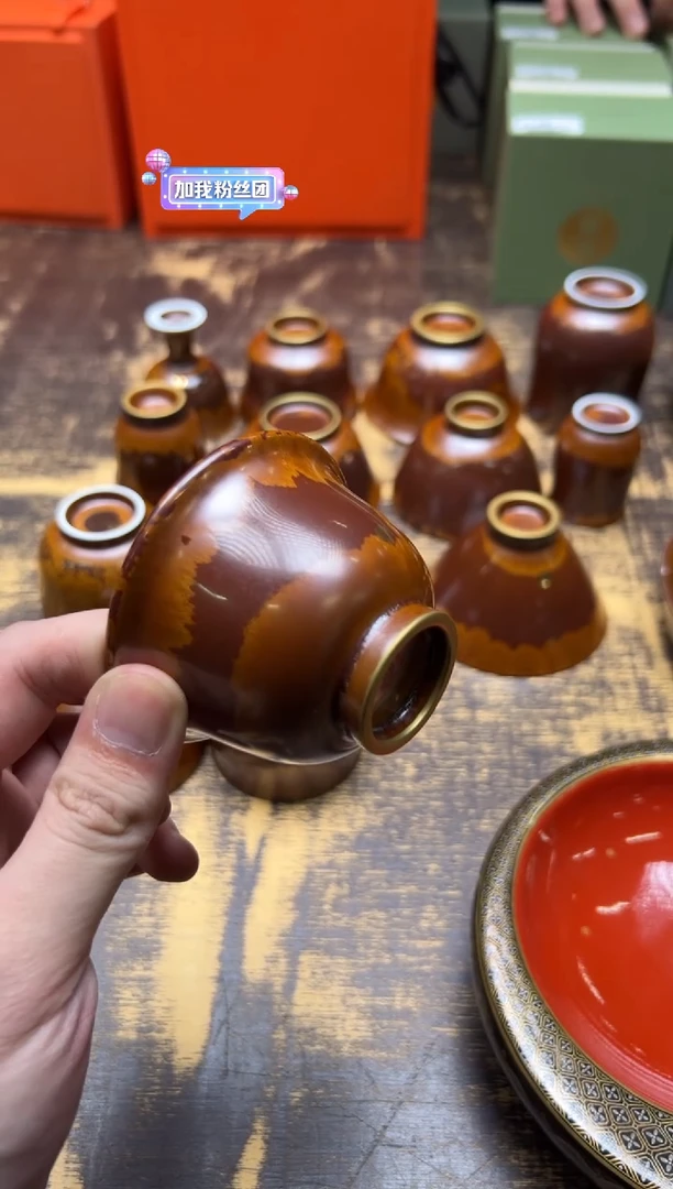 /我****i荣器 木首釉小压手杯（纯釉）