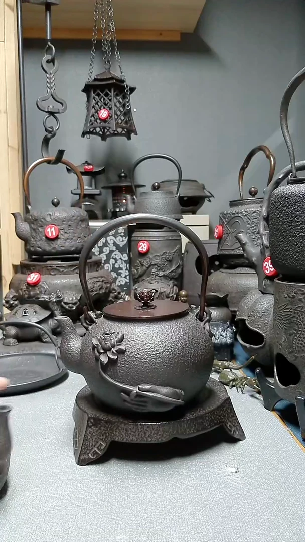 铸铁无涂层铁壶佛手拈花1200毫升