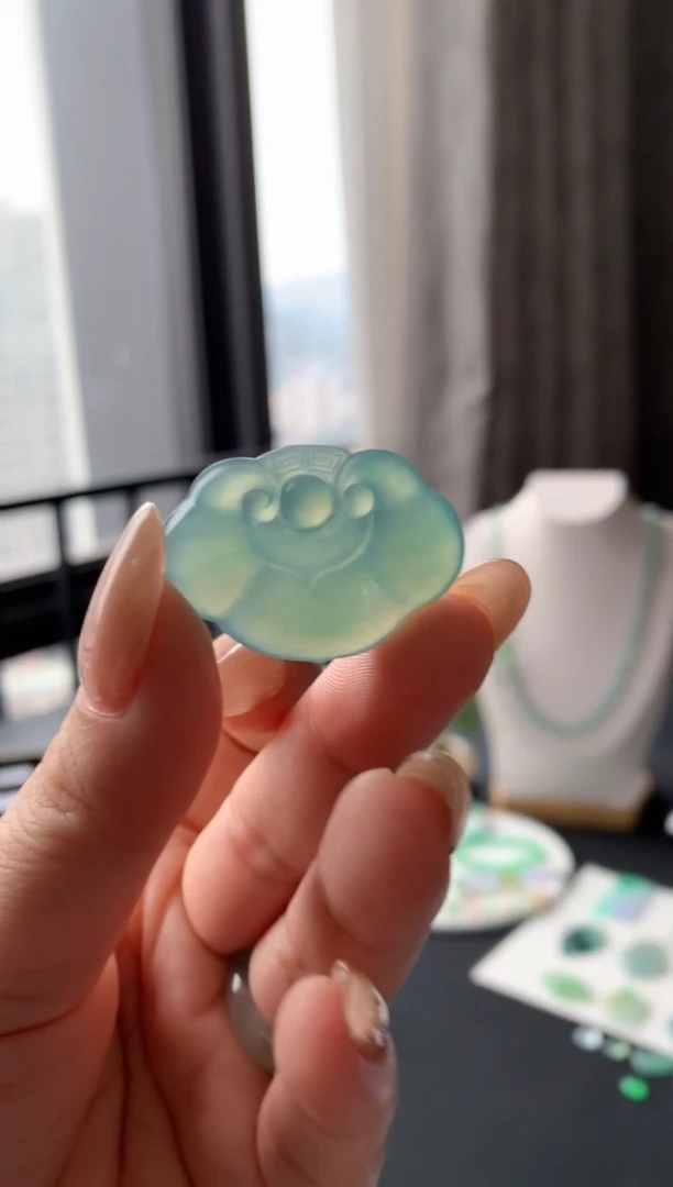 未镶嵌定制翡翠0500924729尺寸23.9*33.1*6.1