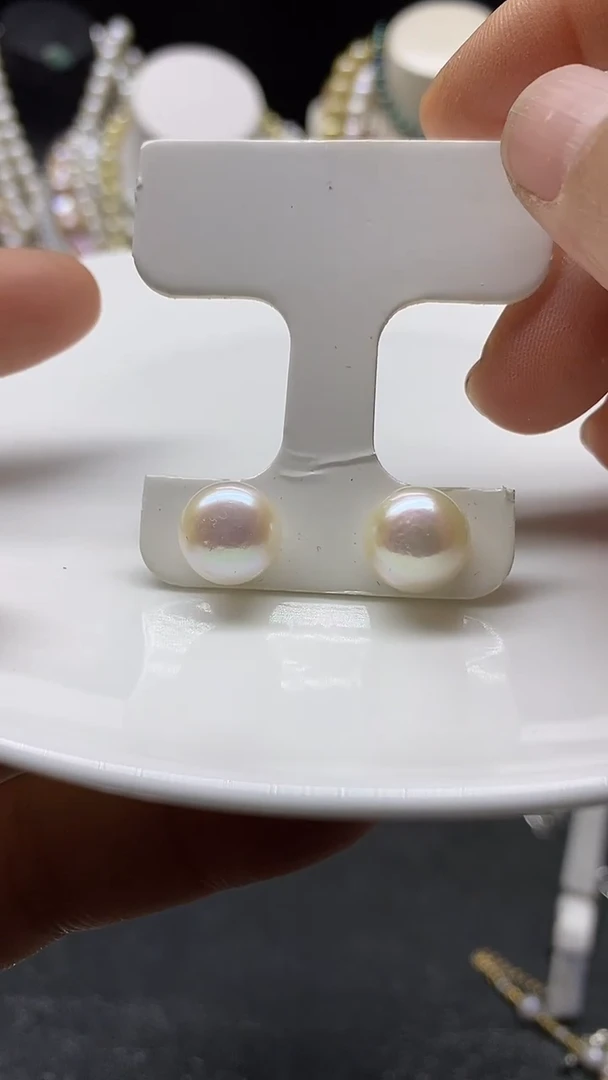 颈饰未镶嵌淡水珍珠耳饰