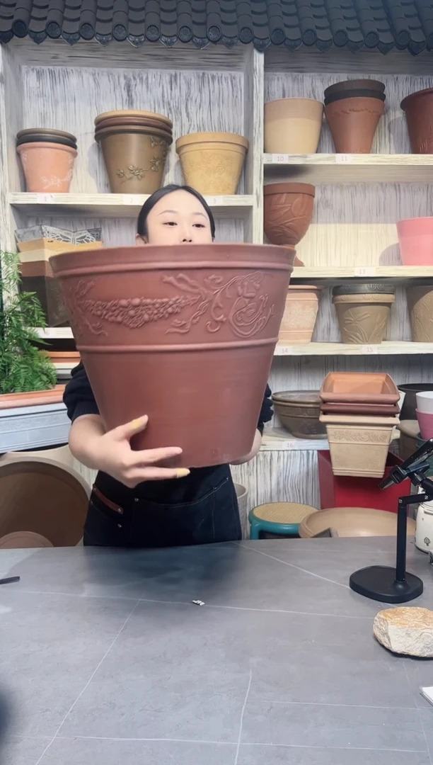 40*33陶土色大口径浮雕纹理大花盆