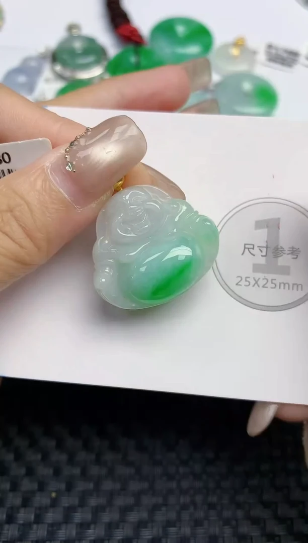 颈饰18K金镶嵌翡翠 天然缅甸A货翡翠百元以上9元证书费自理