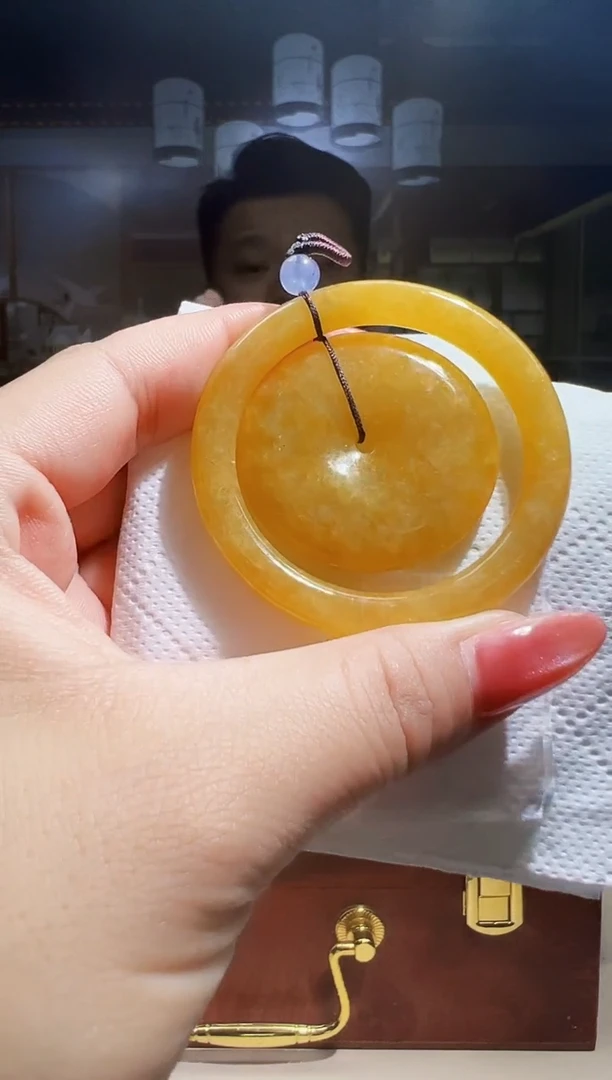 翡翠未镶嵌颈饰0667601216