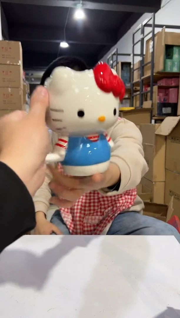 【闪购商品】杯陶瓷条纹kt全身杯