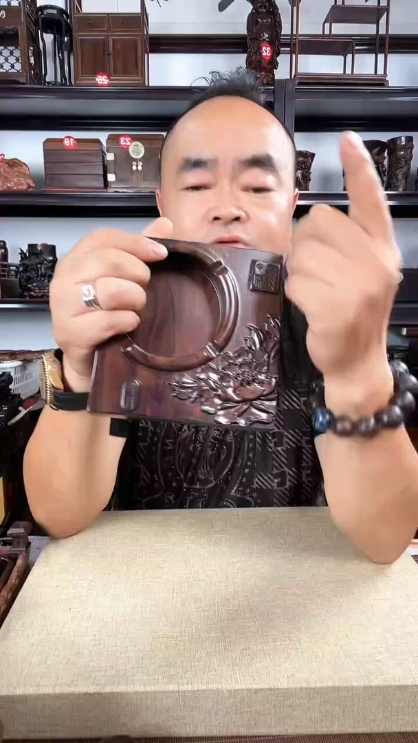 木149老李红木工艺品