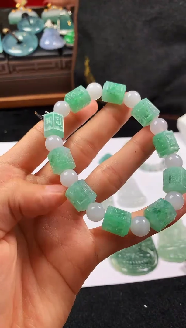 未镶嵌定制翡翠4048毛货不退不换