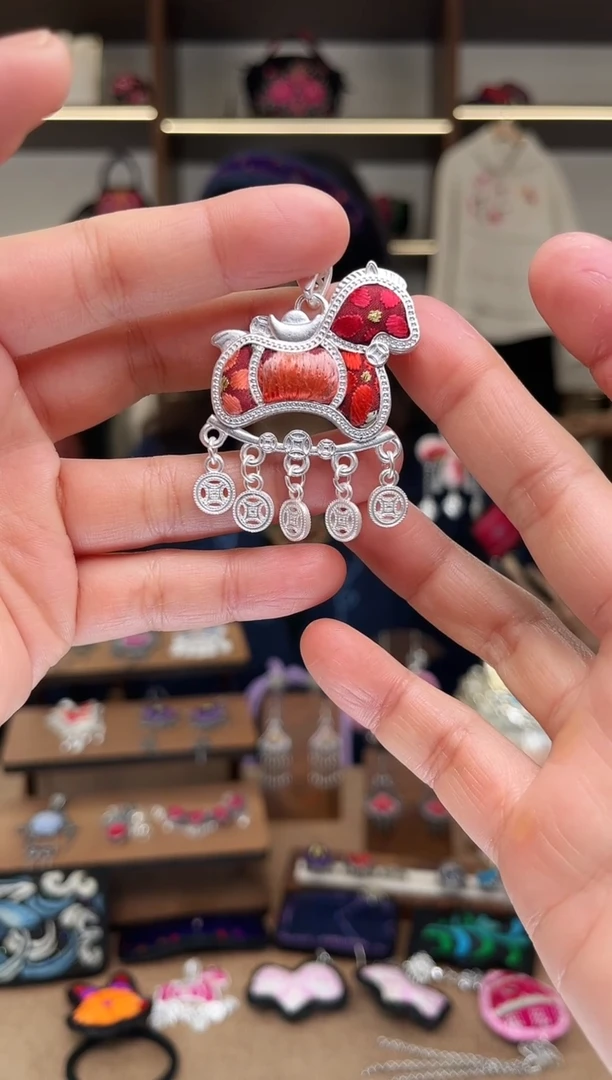 织绣1684黔东南苗族刺绣