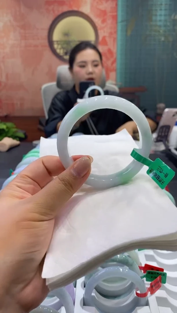 未镶嵌手镯翡翠00009676