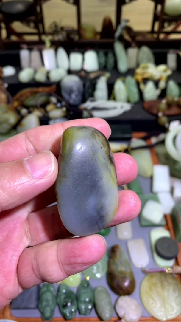 【闪购商品】和田玉颈饰未镶嵌青花