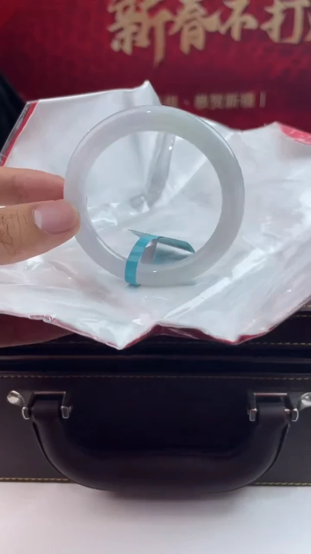 【闪购商品】翡翠手镯未镶嵌13翡翠手镯