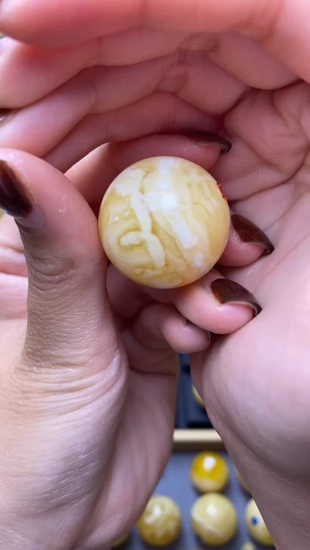 【闪购商品】琥珀裸石未镶嵌蜜蜡.58