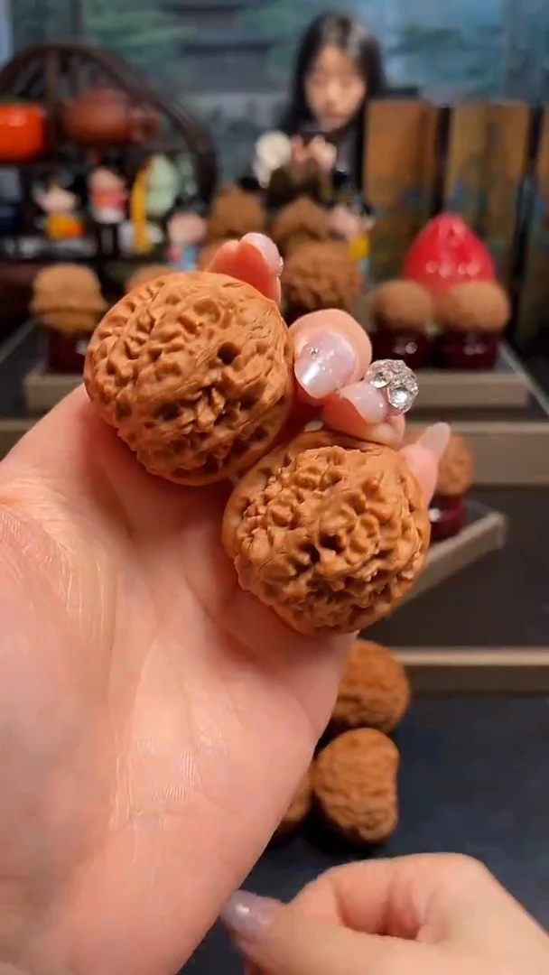 【闪购商品】文玩核桃吊坠K99龙墩35