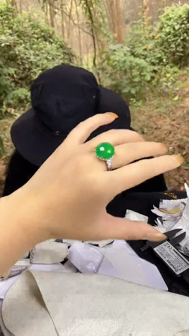 满色吊坠 所见即所得！！