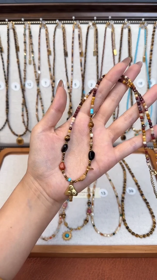 项链钛钢石英质玉长 蘑菇菇