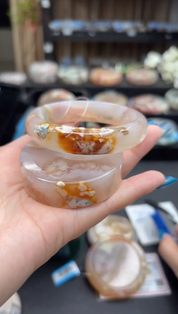 未镶嵌手镯石英质玉247(58圈赠送镯心)