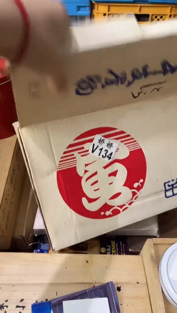 瓷片8****佬+134+ 80后工地佬 80后工地佬