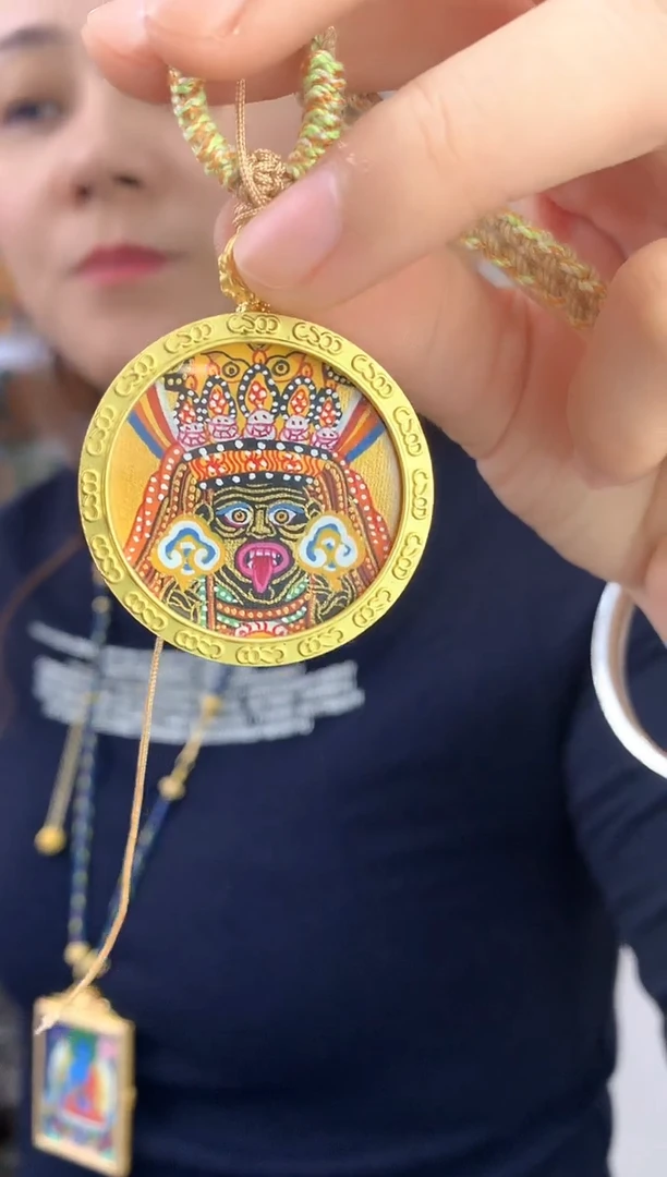 吊坠扎基   纯手绘唐卡  （不退不换）