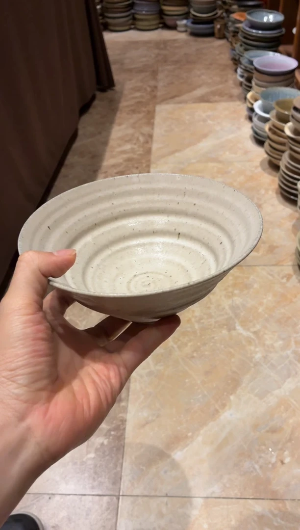瓷片大****?702灰色手工面碗1个