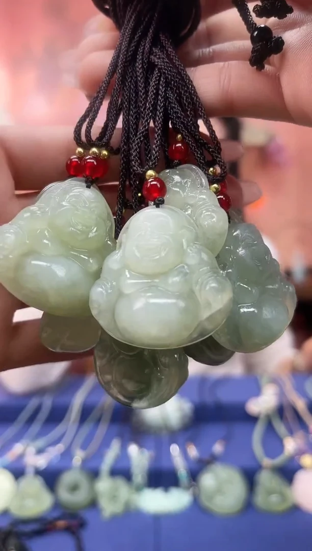 未镶嵌岫玉吊坠多样性发 货拍一发一