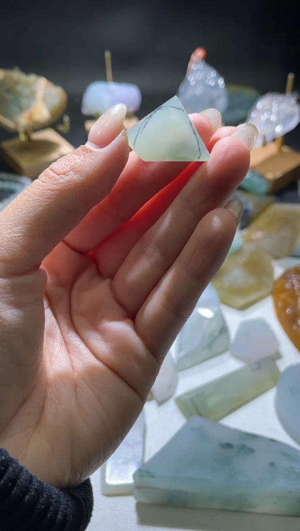 未镶嵌挂件翡翠材料