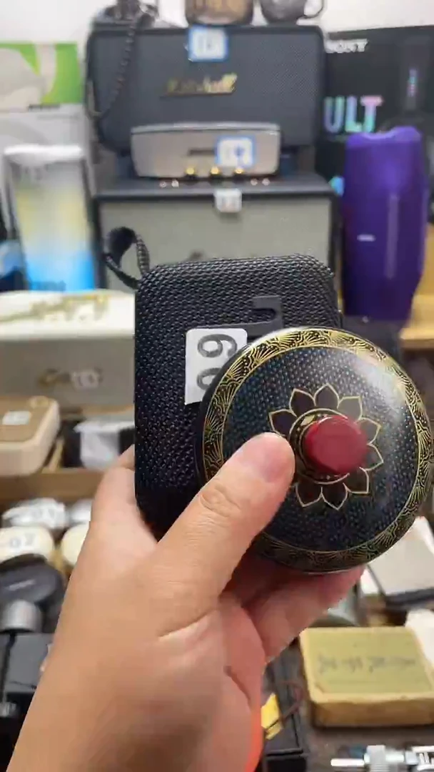 瓷片闪购商品 如图所示