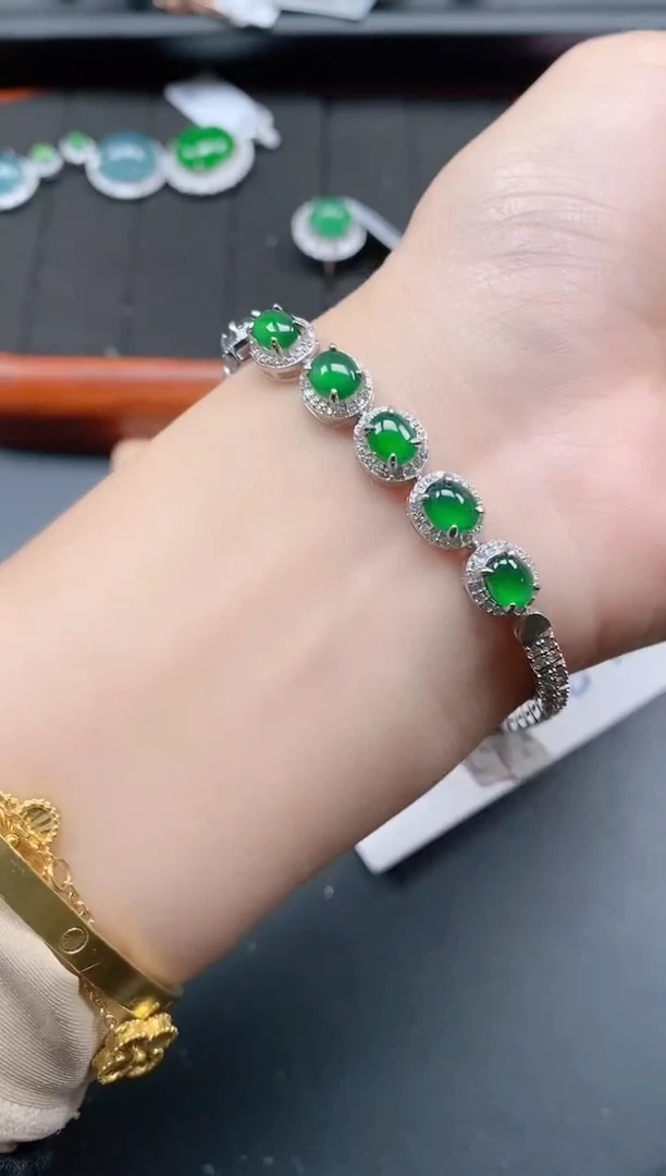 银S925镶嵌戒指翡翠1111