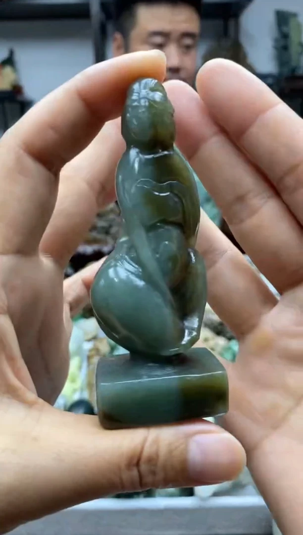 未镶嵌和田玉把件1