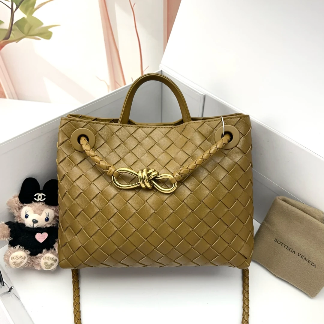 99新 BOTTEGA VENETA/葆蝶家 唐唐/单肩包/15487623