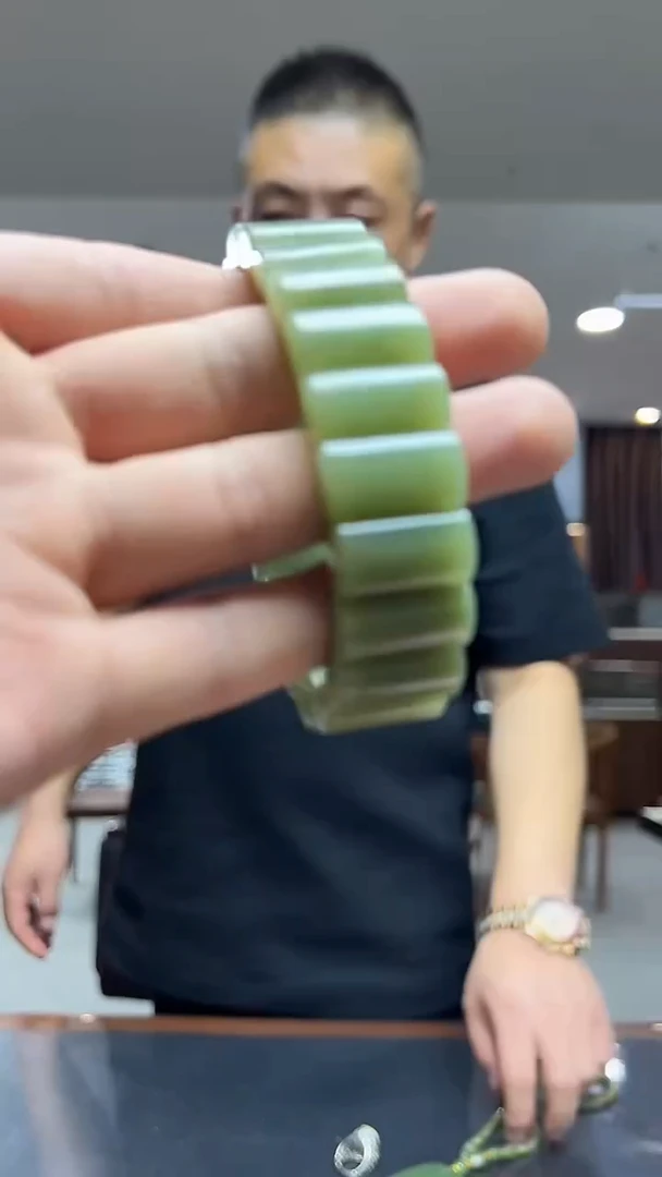 未镶嵌手链透闪石质玉手牌-多样性发货其中发一