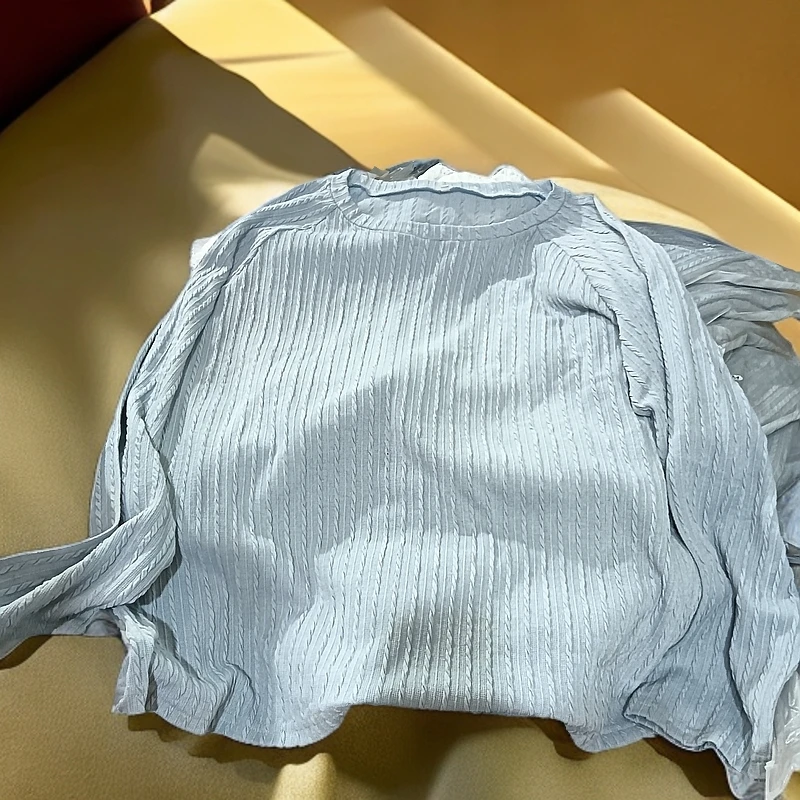 (6011)蓝灰圆领外贸原单没吊牌小衫