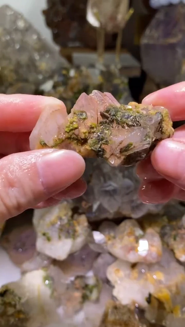 未镶嵌珠宝半成品水晶61号四川超七花园水晶