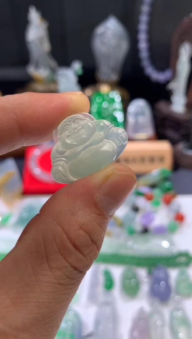 吊坠(不含链)未镶嵌翡翠天然翡翠吊坠